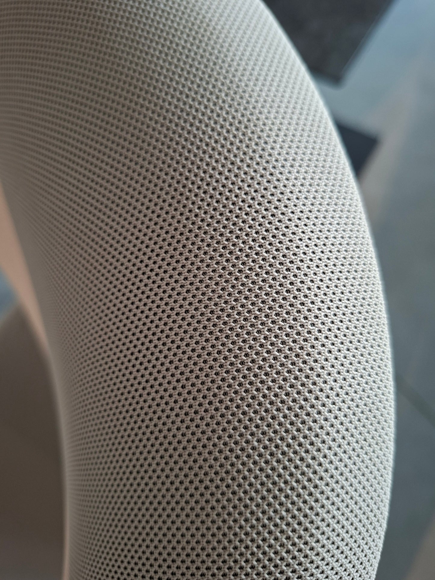 Aeris Oyo eetkamer/vergaderstoel (toonzaalmodel)