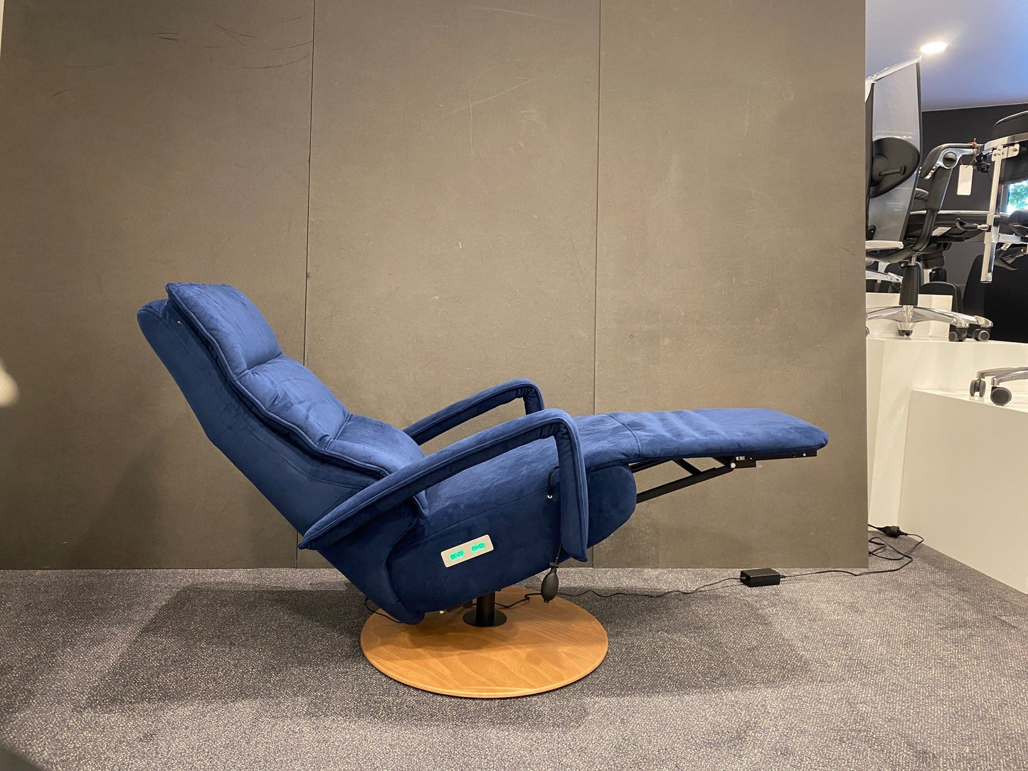 Relaxzetel Leo large