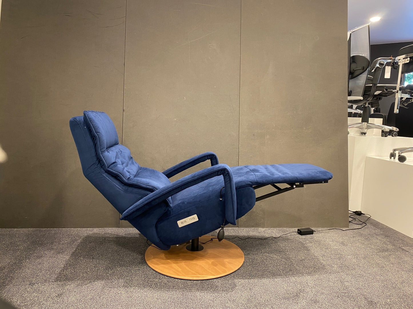 Relaxzetel Leo large