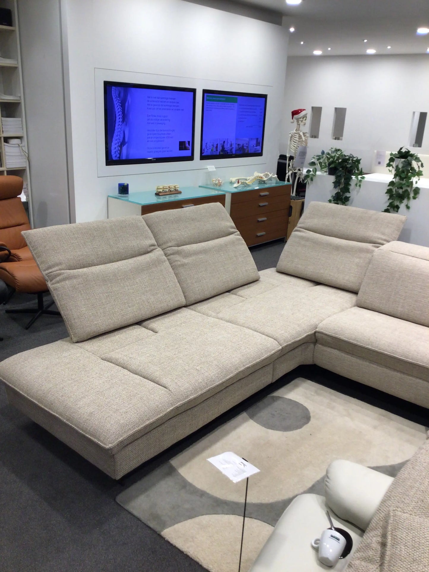 Ergonomisch salon Ermani