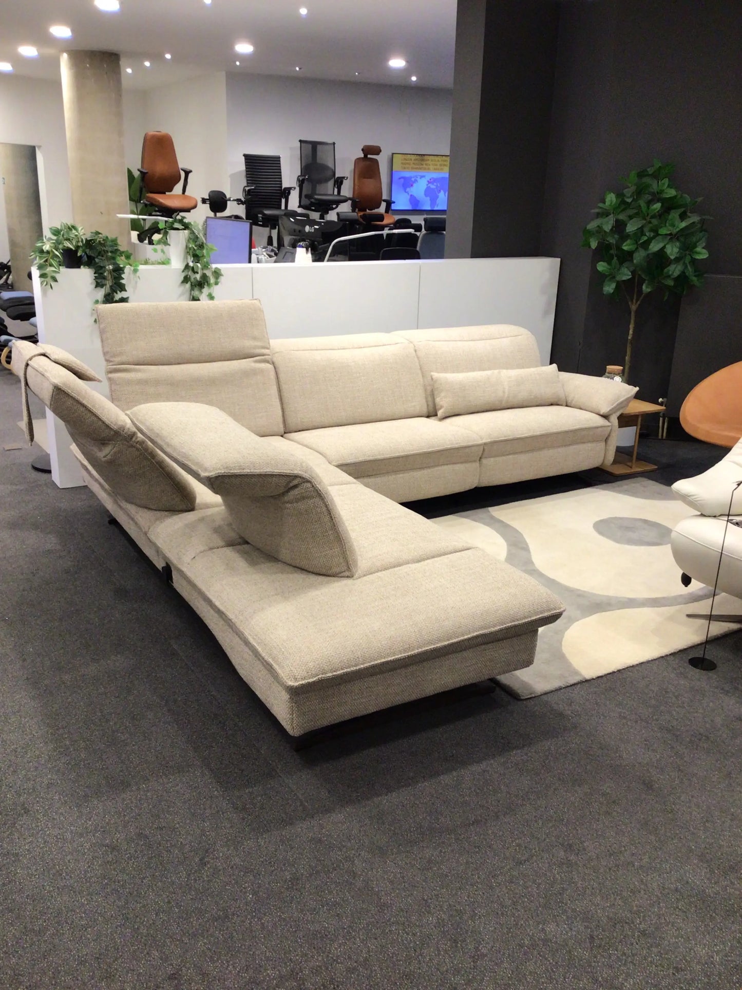 Ergonomisch salon Ermani