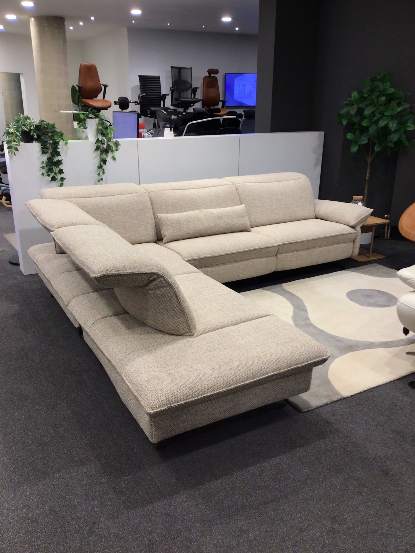 Ergonomisch salon Ermani